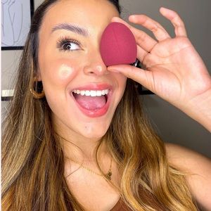 *New* The Sponge by Make up Eraser